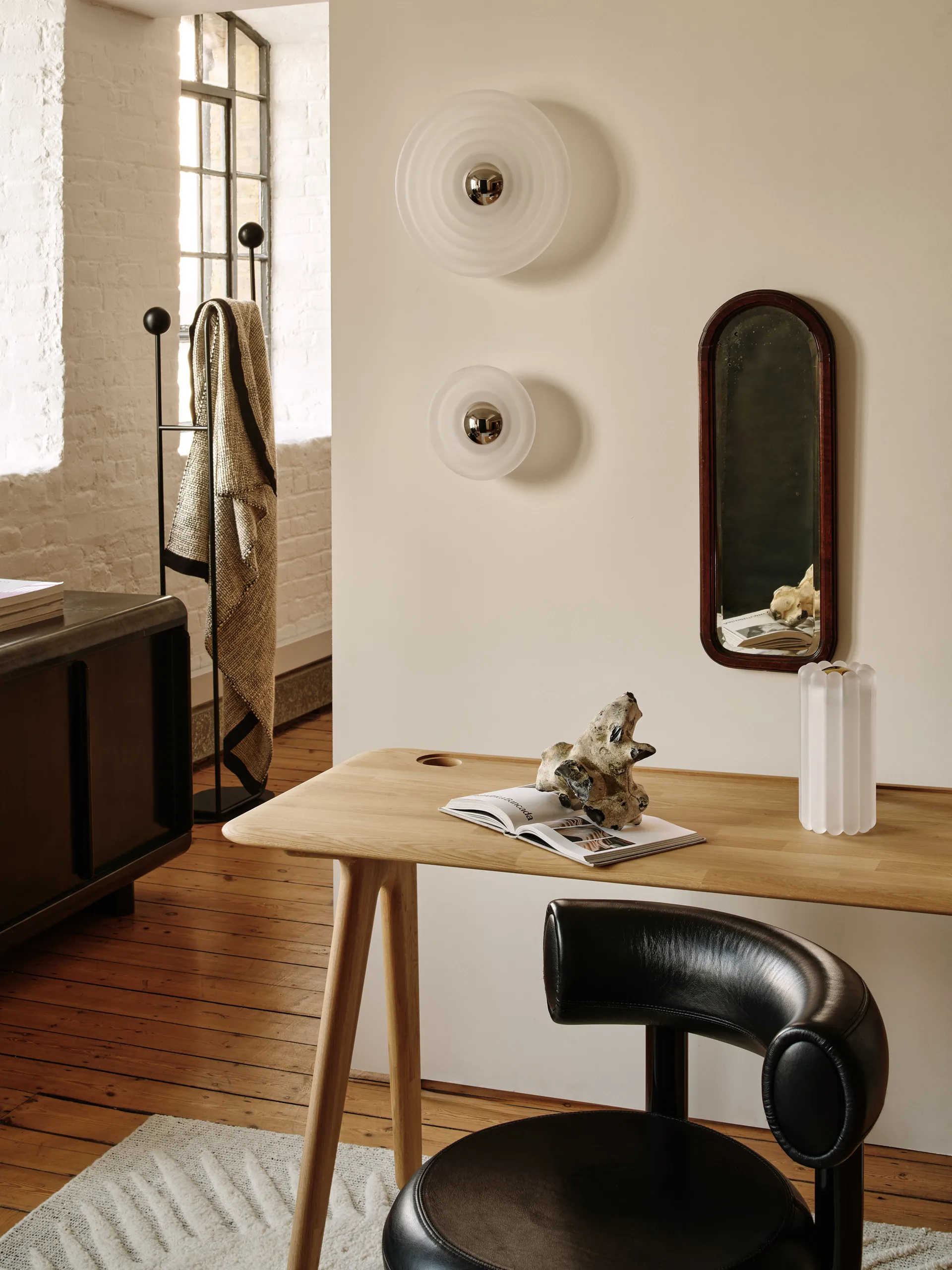 Press Surface vägglampa mini LED 21,5 cm, Frosted Tom Dixon