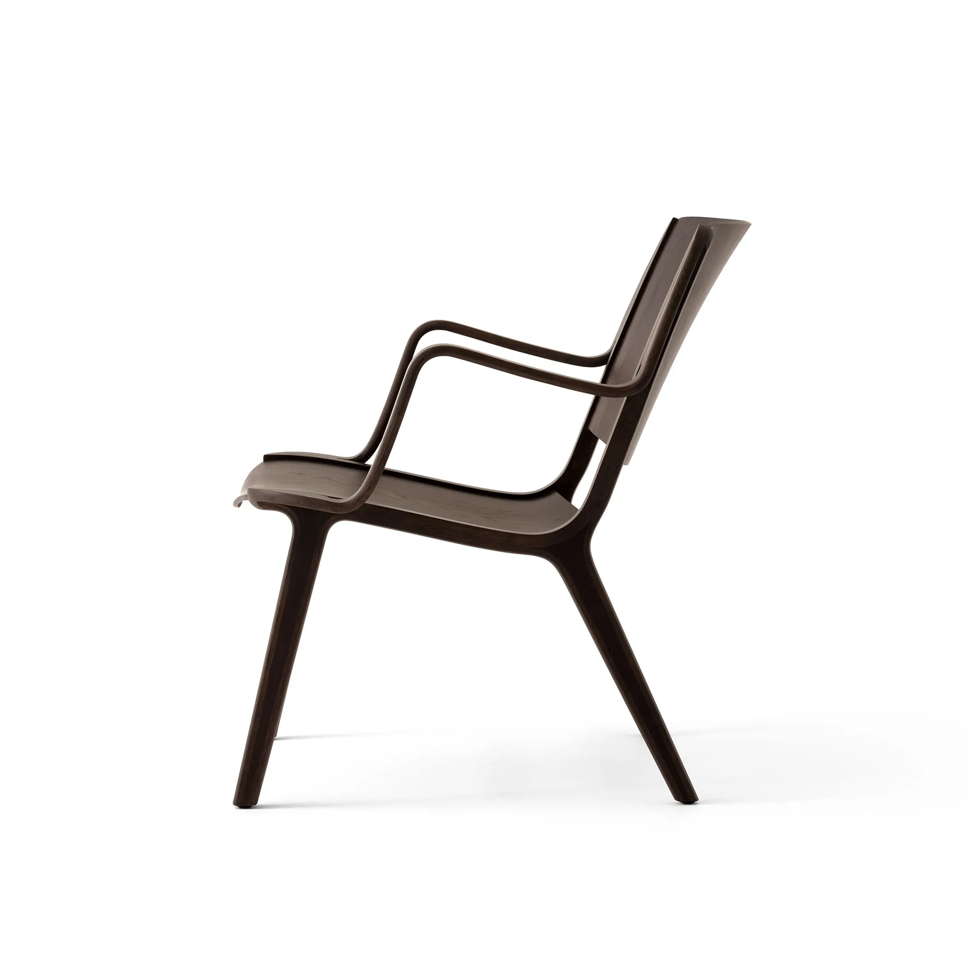 AX HM11 Lounge Chair med armstöd, Dark stained oak &Tradition