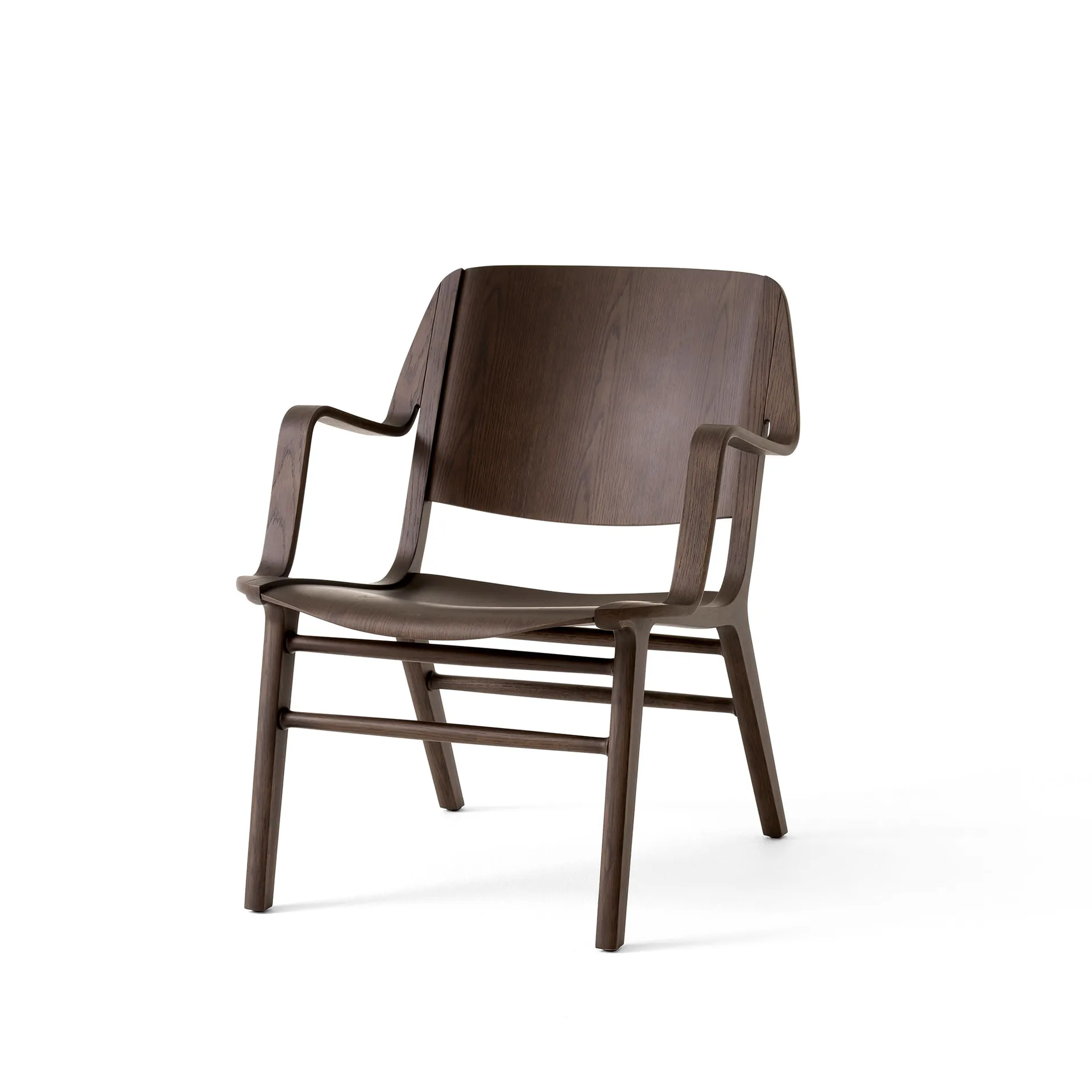 AX HM11 Lounge Chair med armstöd, Dark stained oak &Tradition