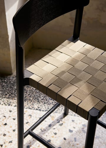 Betty TK12 Counter Chair barstol 65 cm - Naturfärgat lin-svartlackad ask - &Tradition