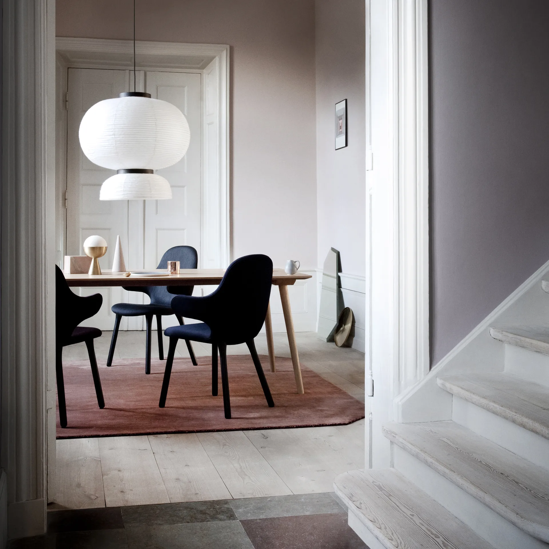 Catch JH1 stol, Balder 782 dark blue-svart ek &Tradition