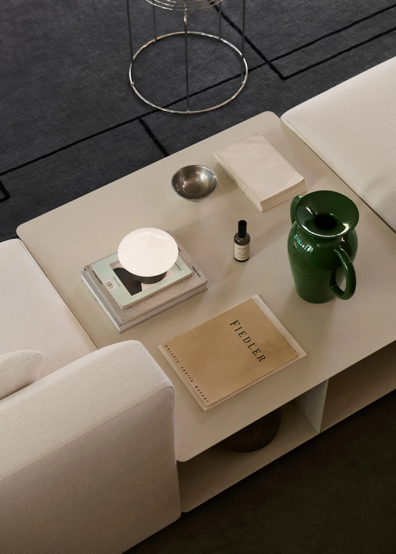 Develius EV3 soffbord, Steel ivory, Ø89x40 cm &Tradition