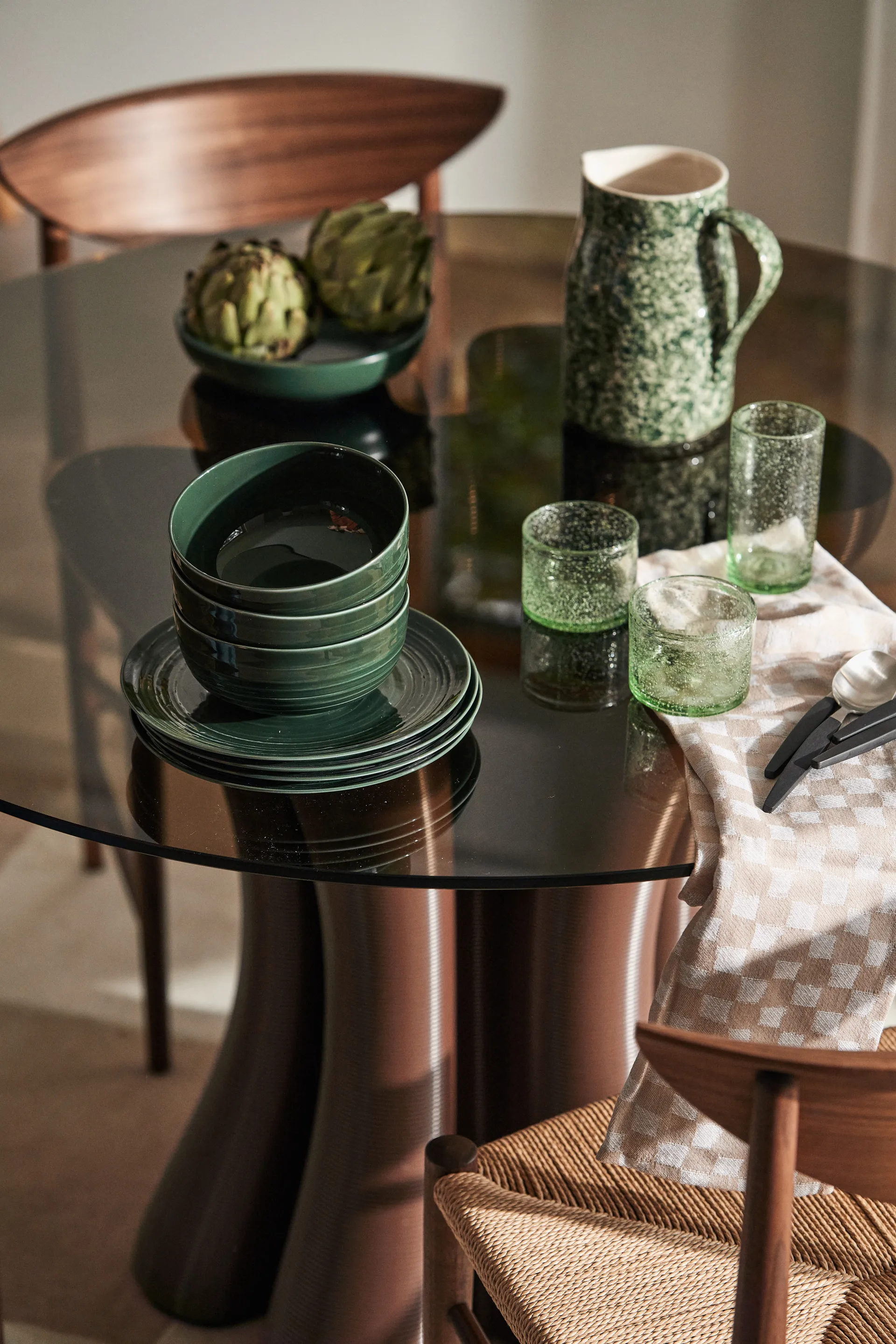 Drawn stol HM3, Valnöt &Tradition