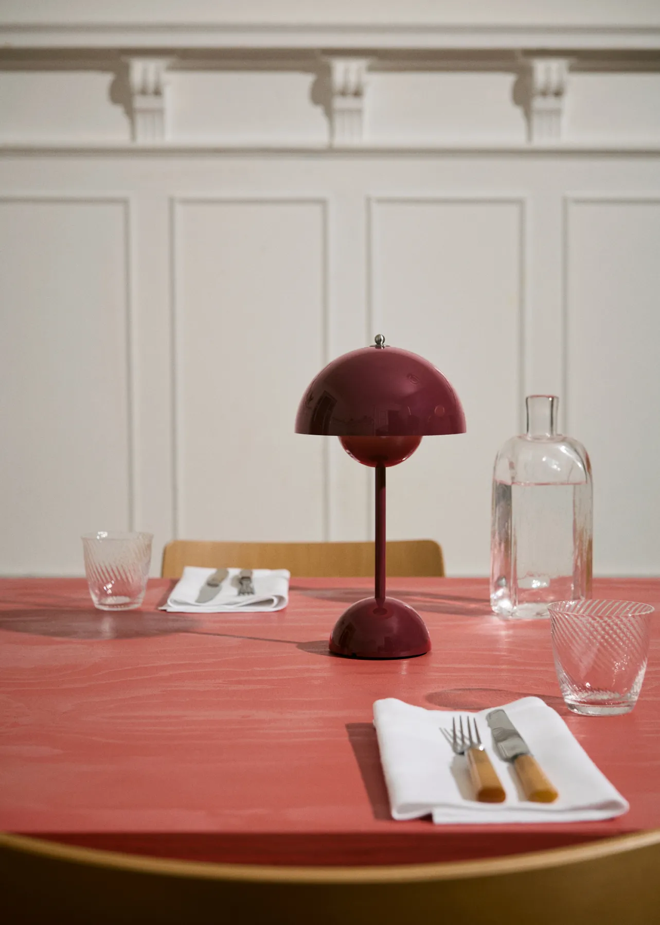 Flowerpot portabel bordslampa VP9, Vermilion red &Tradition