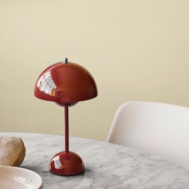 Flowerpot portable bordslampa VP9 - röd_brun - &Tradition