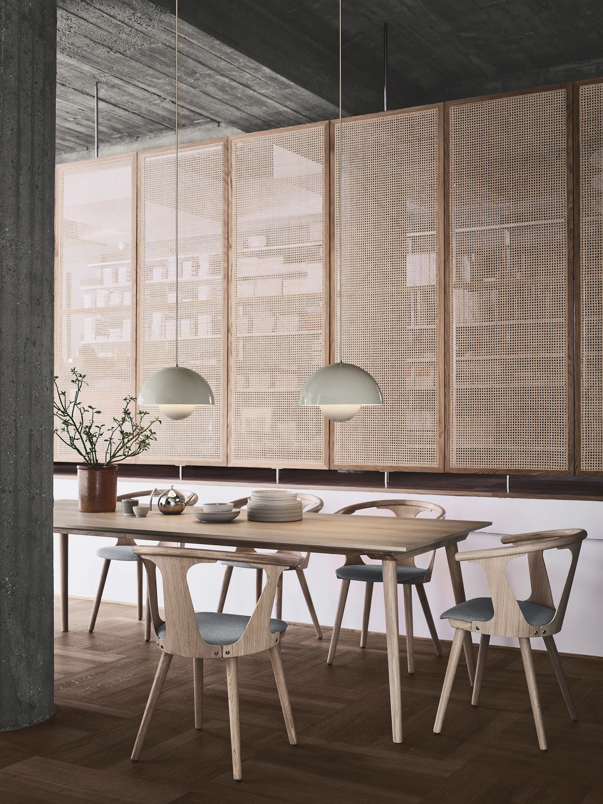 Flowerpot VP7 pendel, Grå-beige &Tradition