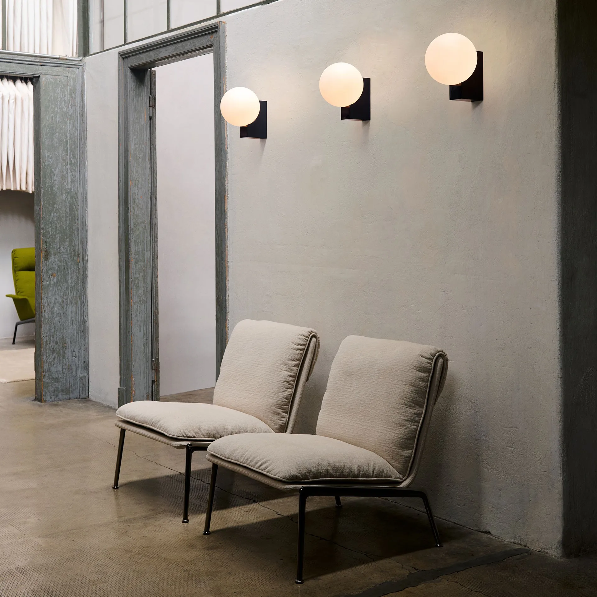 Journey SHY2 vägglampa, Steel blue &Tradition