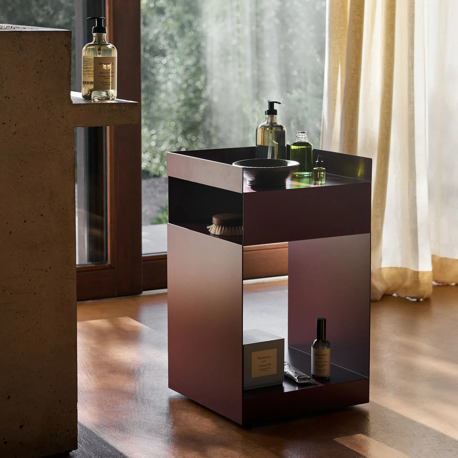 Rotate SC73 serveringsvagn, Dark plum &Tradition