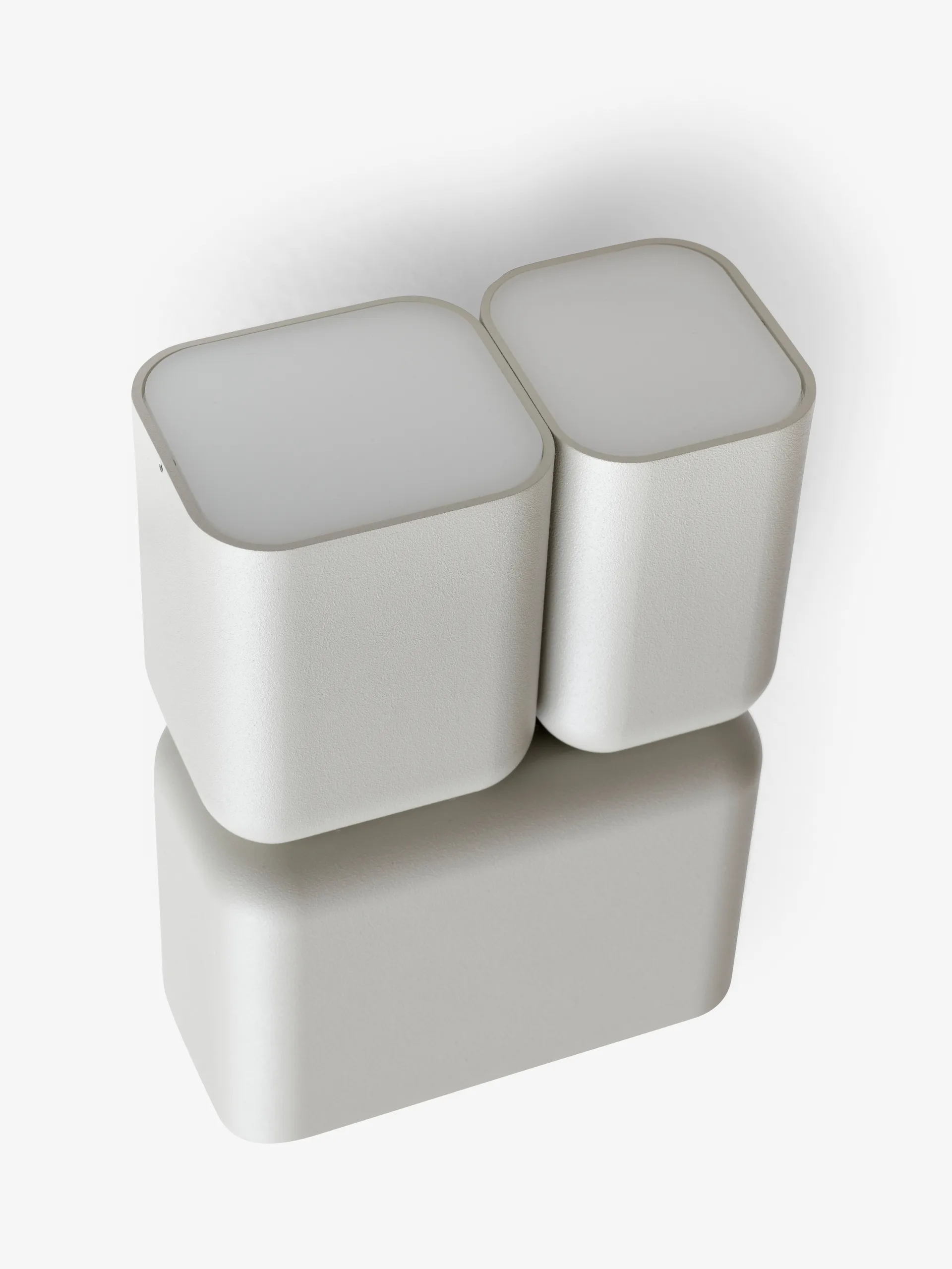 Tabata LN10 vägglampa, Silk grey &Tradition