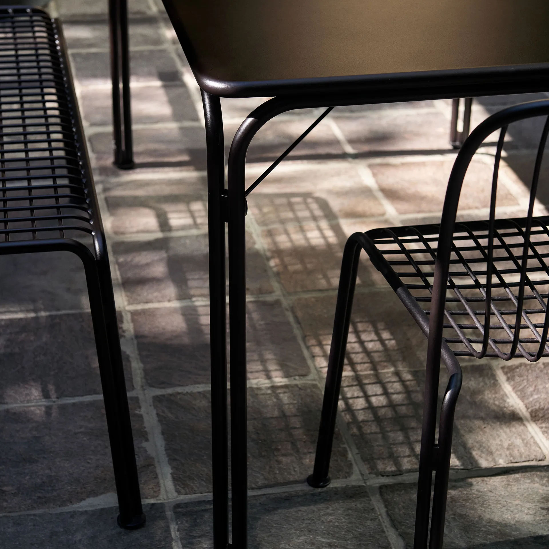 Thorvald SC94 stol, Warm black &Tradition