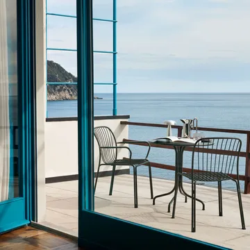 Thorvald SC96 cafébord Ø70 cm - Bronze green - &Tradition