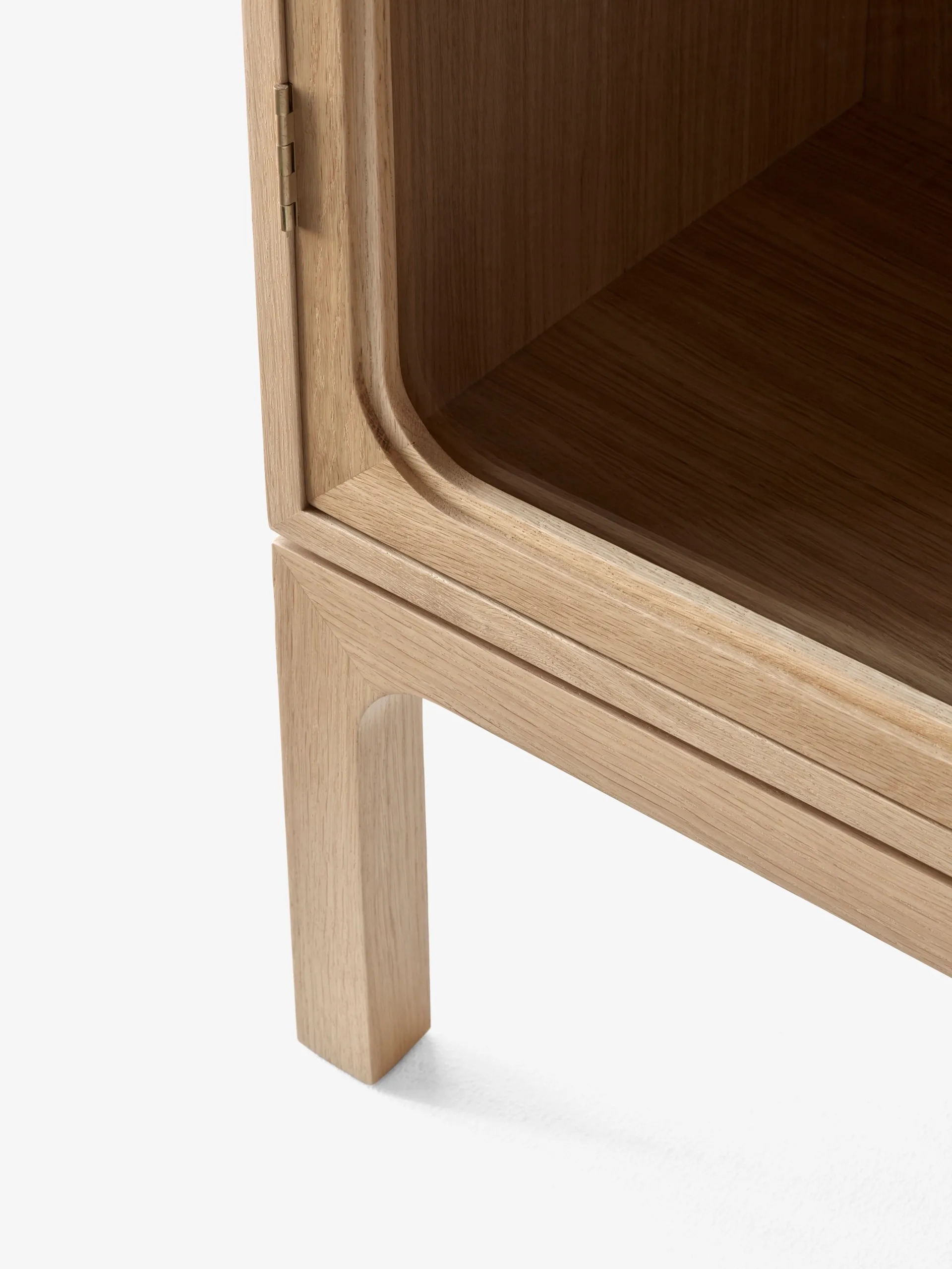 Trace SC87 vitrinskåp 50x192x40 cm, Natural natural oak &Tradition