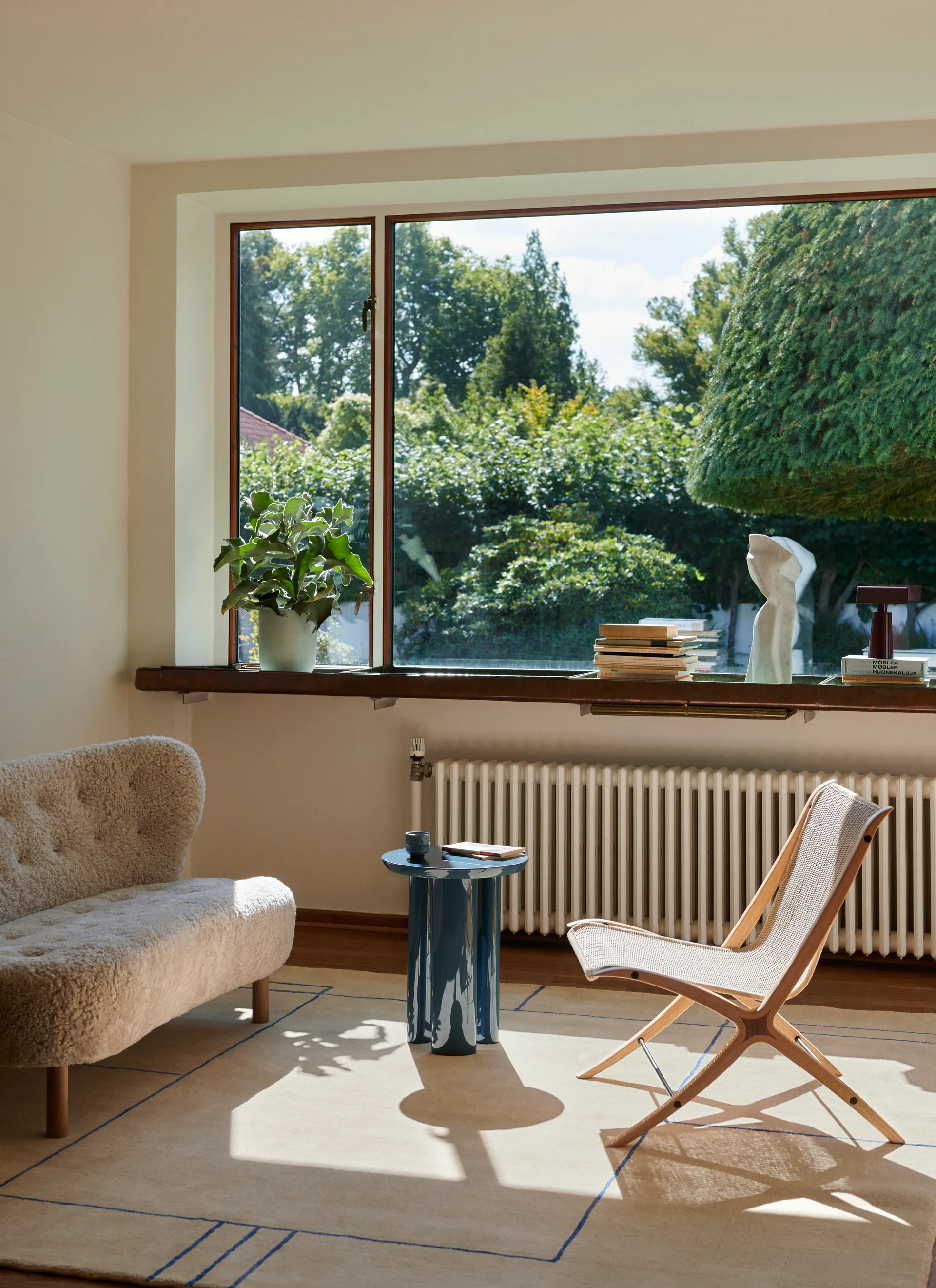 Tung JA3 sidobord, Steel blue &Tradition