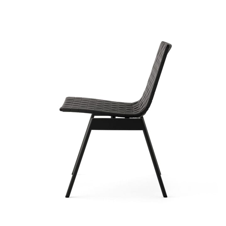Ville Outdoor AV33 stol, Warm black &Tradition