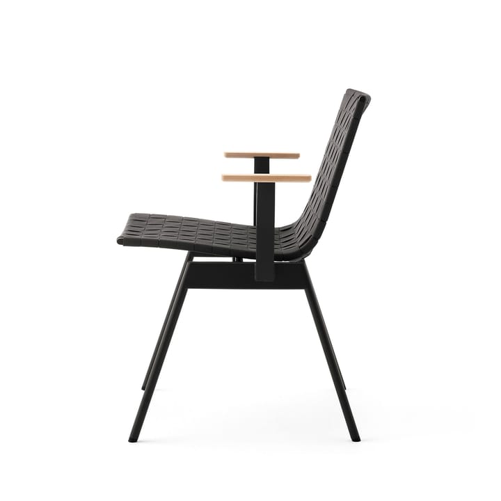 Ville Outdoor AV34 stol, Warm black &Tradition