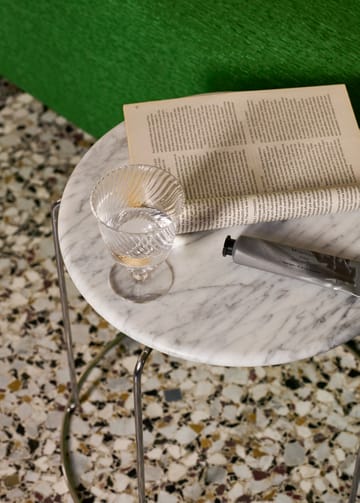 Wire Stool VP11 toppskiva Ø38 cm - Marmor Bianco Carrara - &Tradition