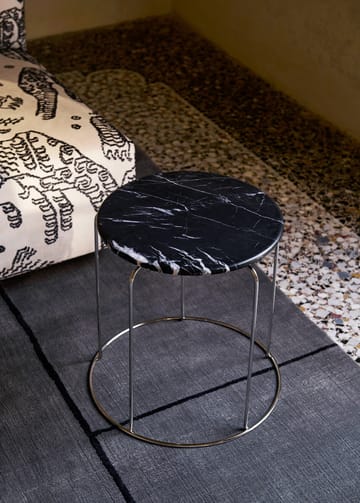 Wire Stool VP11 toppskiva Ø38 cm - Marmor Nero Marquina - &Tradition
