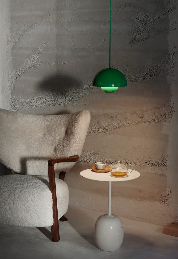 Wulff Lounge Chair ATD2 fåtölj, Oljad valnöt-Moonlight &Tradition