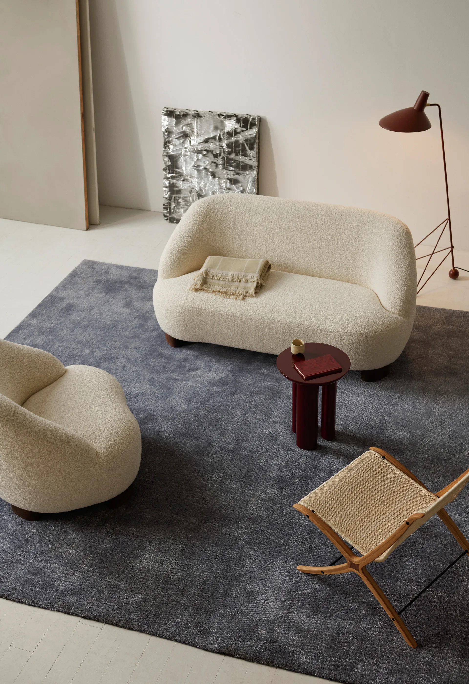 X loungefåtölj HM10, Walnut &Tradition