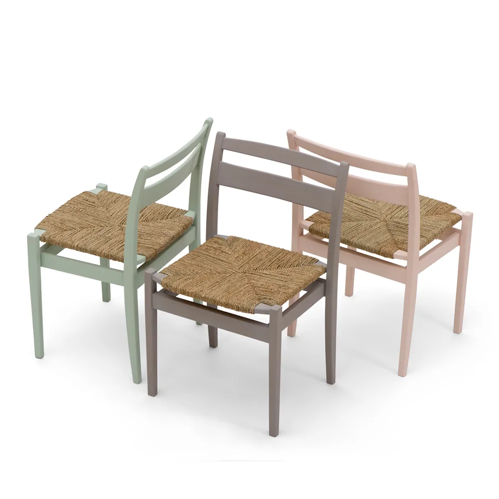 Kaj stol, röd äggoljetempera, flätat sjögräs Tre Sekel Möbelsnickeri