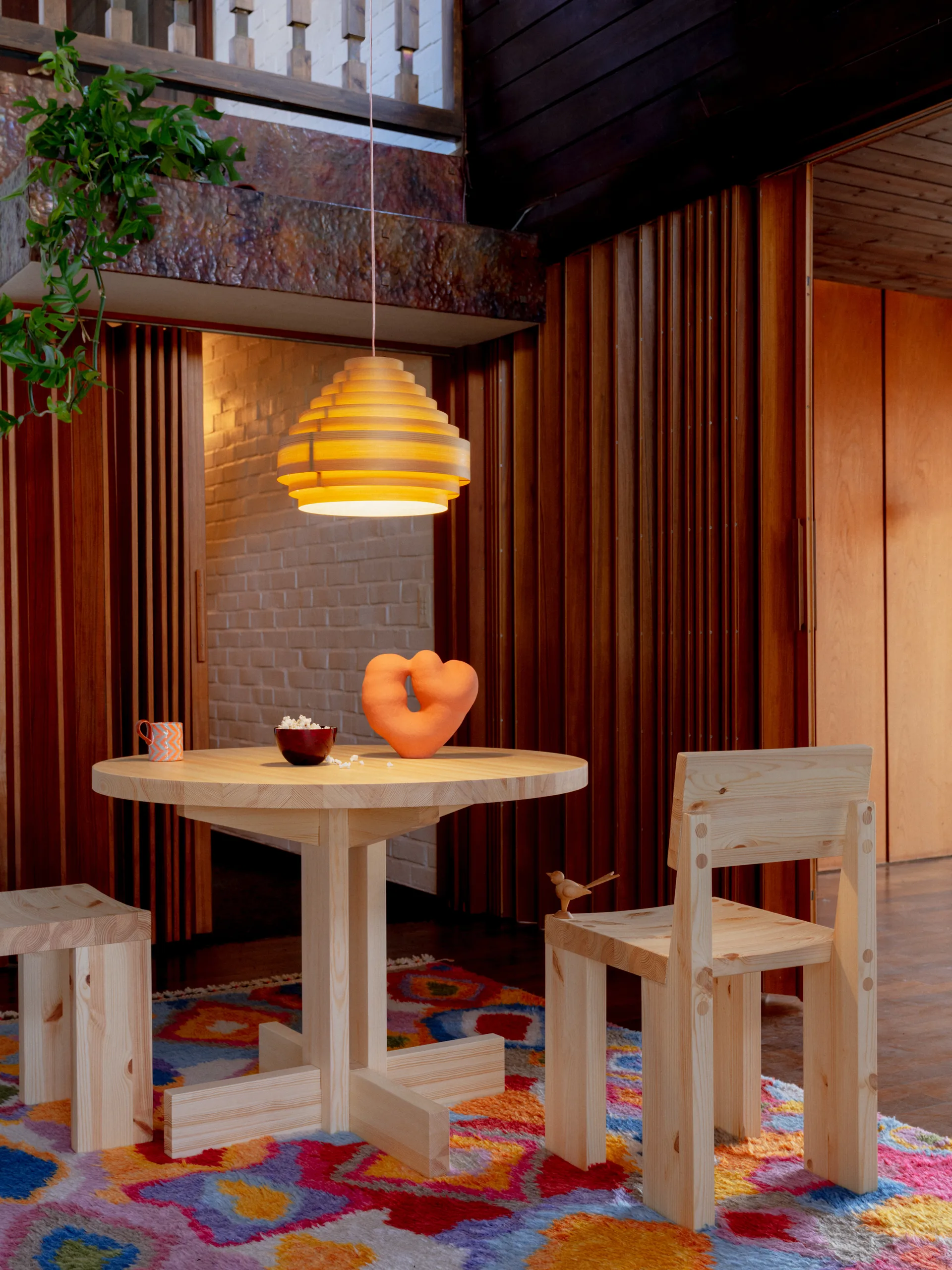 001 Dining Table matbord, Matt oljevaxad furu, Ø100x74 cm Vaarnii