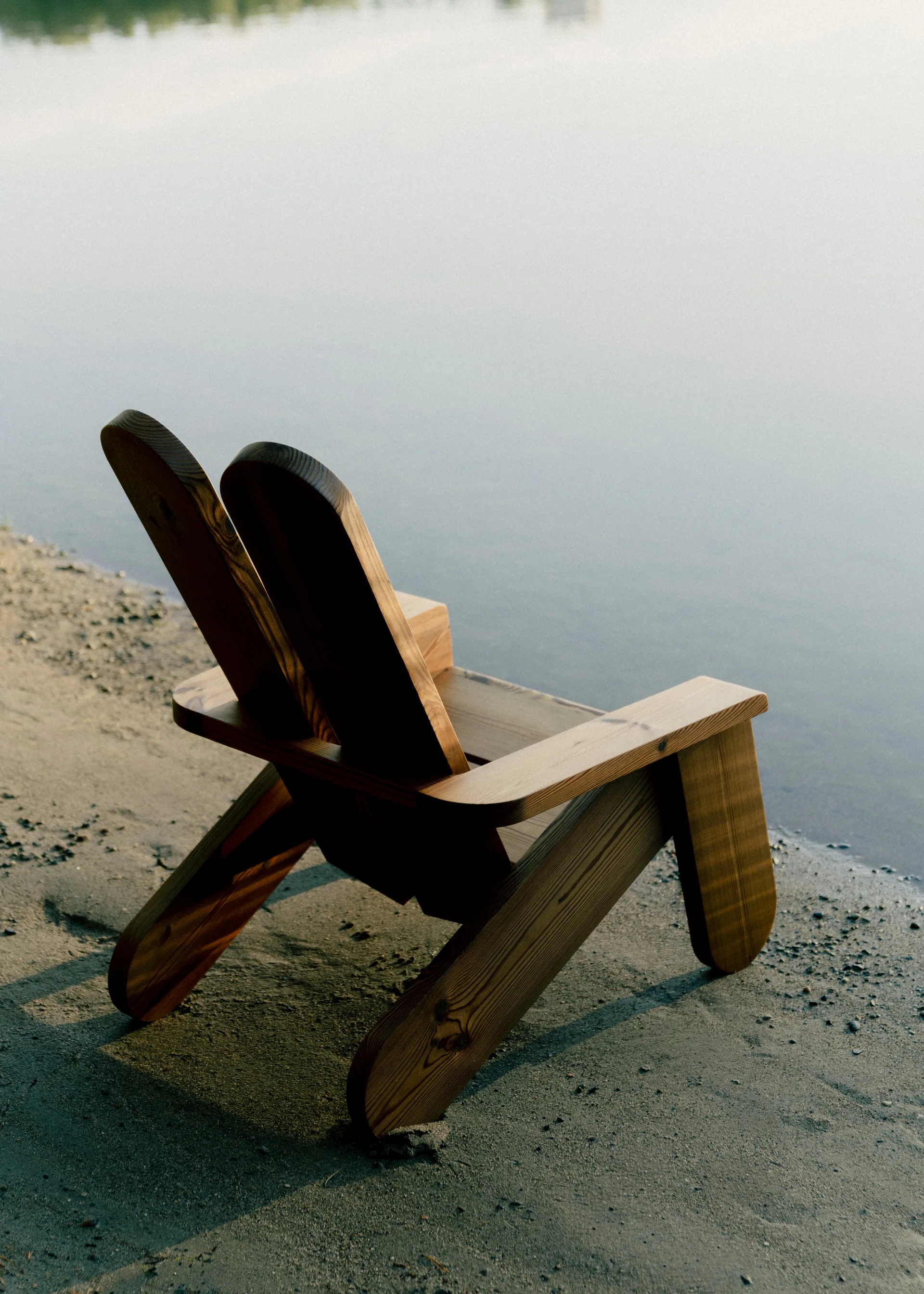 015 Peace Outdoor Lounge Chair loungestol, Värmebehandlad furu Vaarnii