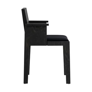 016 Maasto Dining Armchair karmstol - Svartbetsad furu, klädd sits svart - Vaarnii