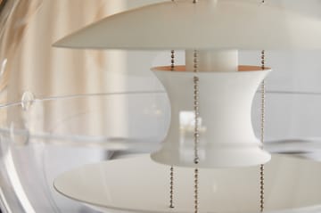VP Globe Warm Peach taklampa - Ø40 cm - Verpan