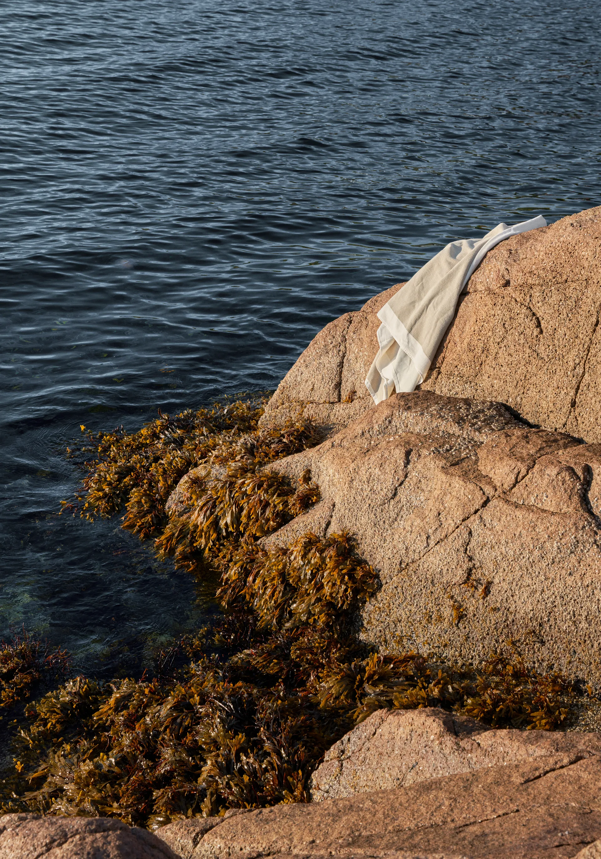 Vipp105 strandhandduk, Khaki, 100x180 cm Vipp