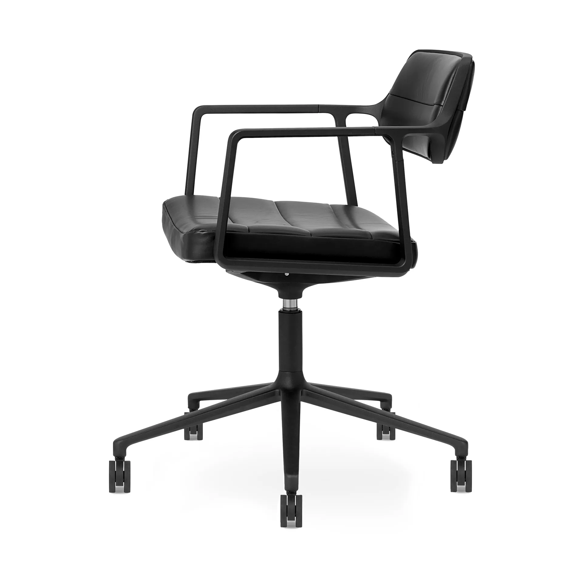 Vipp453+ Swivel kontorsstol med hjul, Black aluminium-black leather Vipp