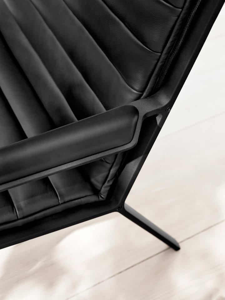 Vipp456 loungefåtölj - Black aluminium-black leather - Vipp