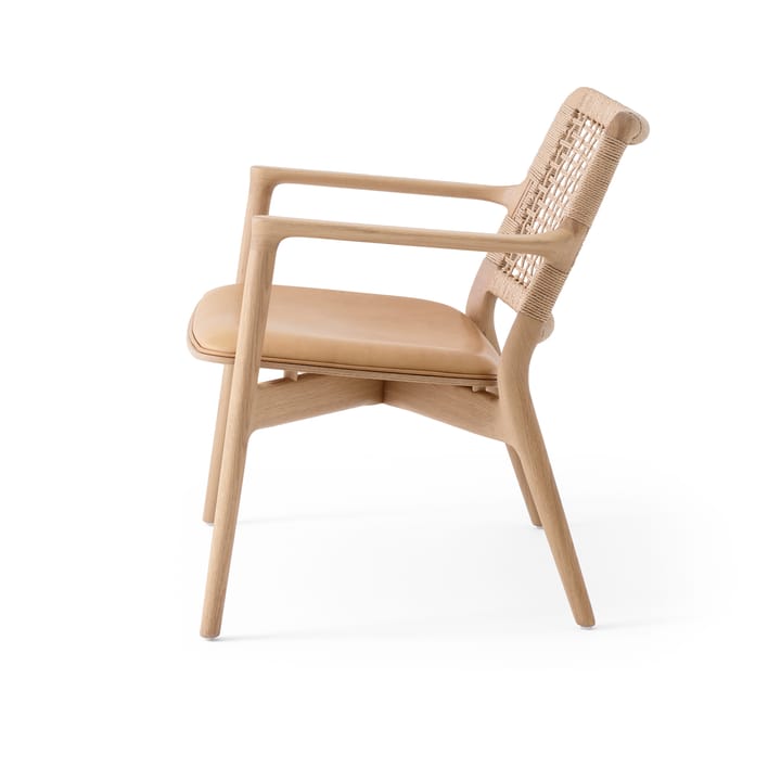 Vipp488 Cabin Lounge Chair - Light oak-sand leather - Vipp