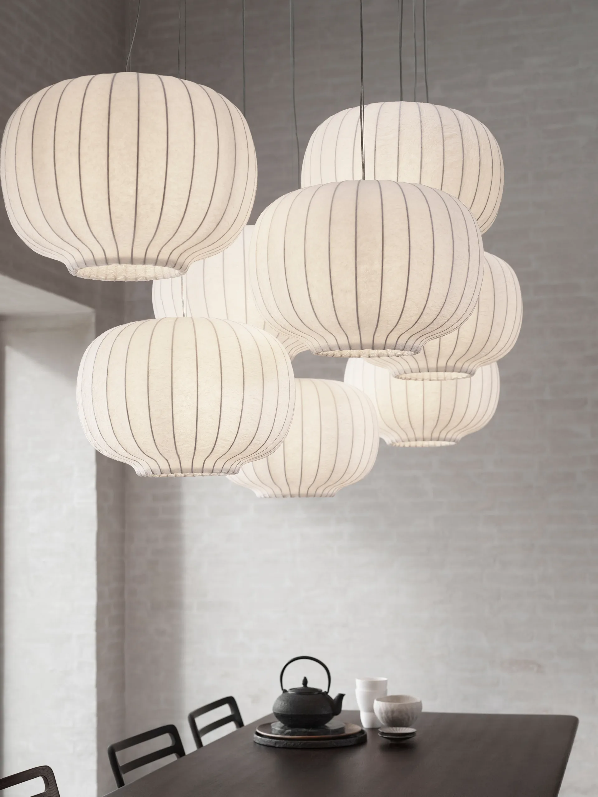 Vipp586 Paper pendel Ø45 cm, Dark oak-white Vipp