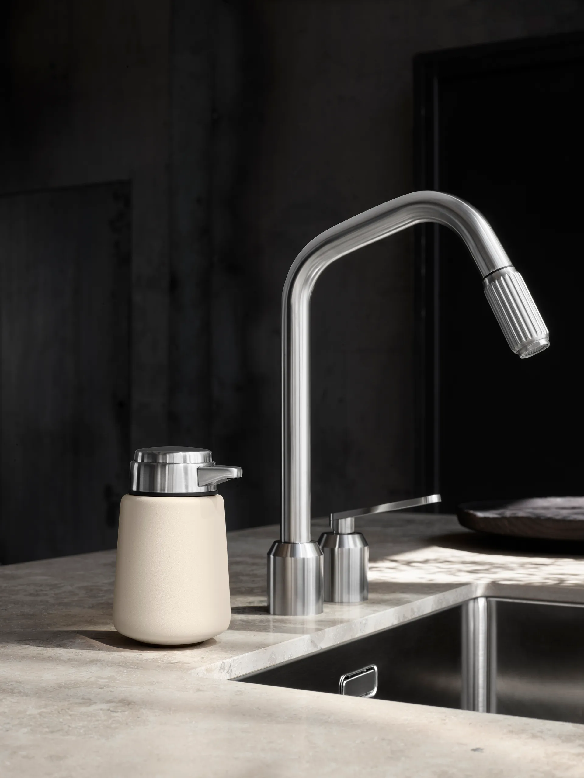 Vipp9 tvålpump 400 ml, Beige Vipp