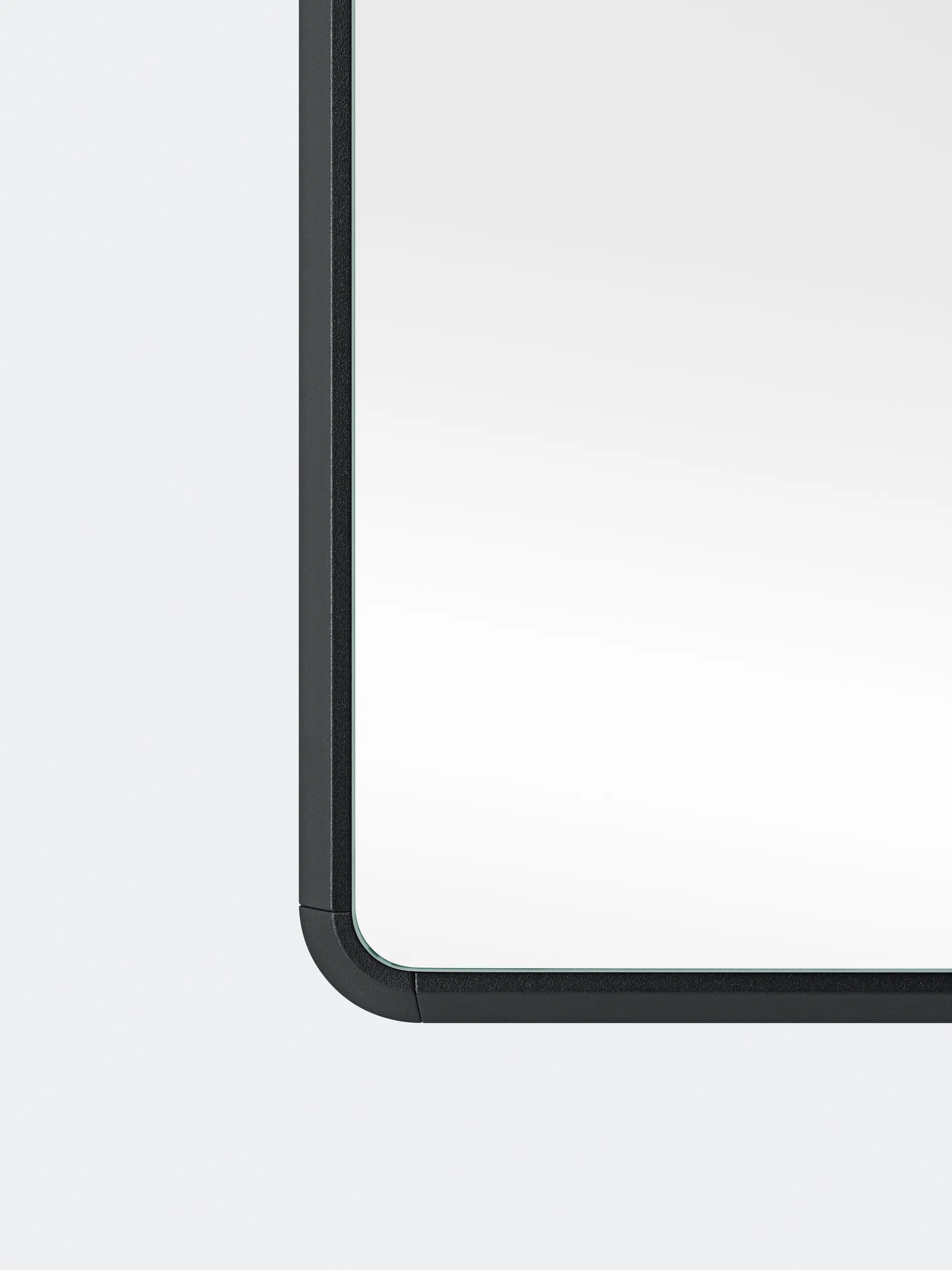 Vipp912 väggspegel medium 50x126 cm, Black Vipp