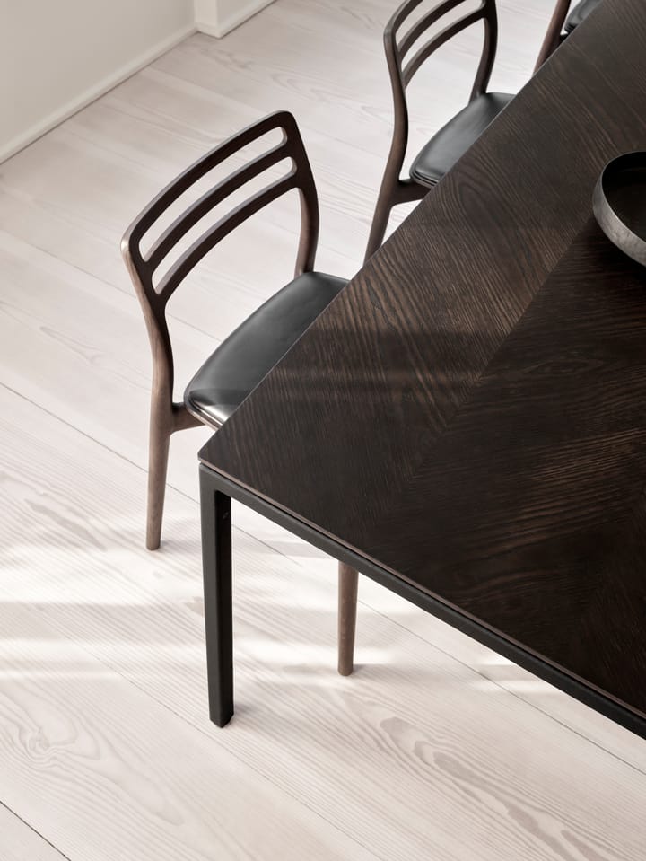 Vipp972 matbord 240x95x72,5 cm, Dark oak veneer Vipp