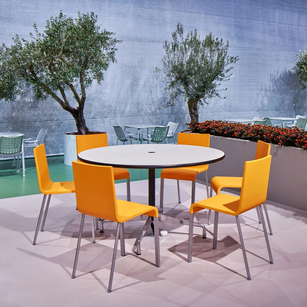 .03 stol, Basic dark-Black Vitra