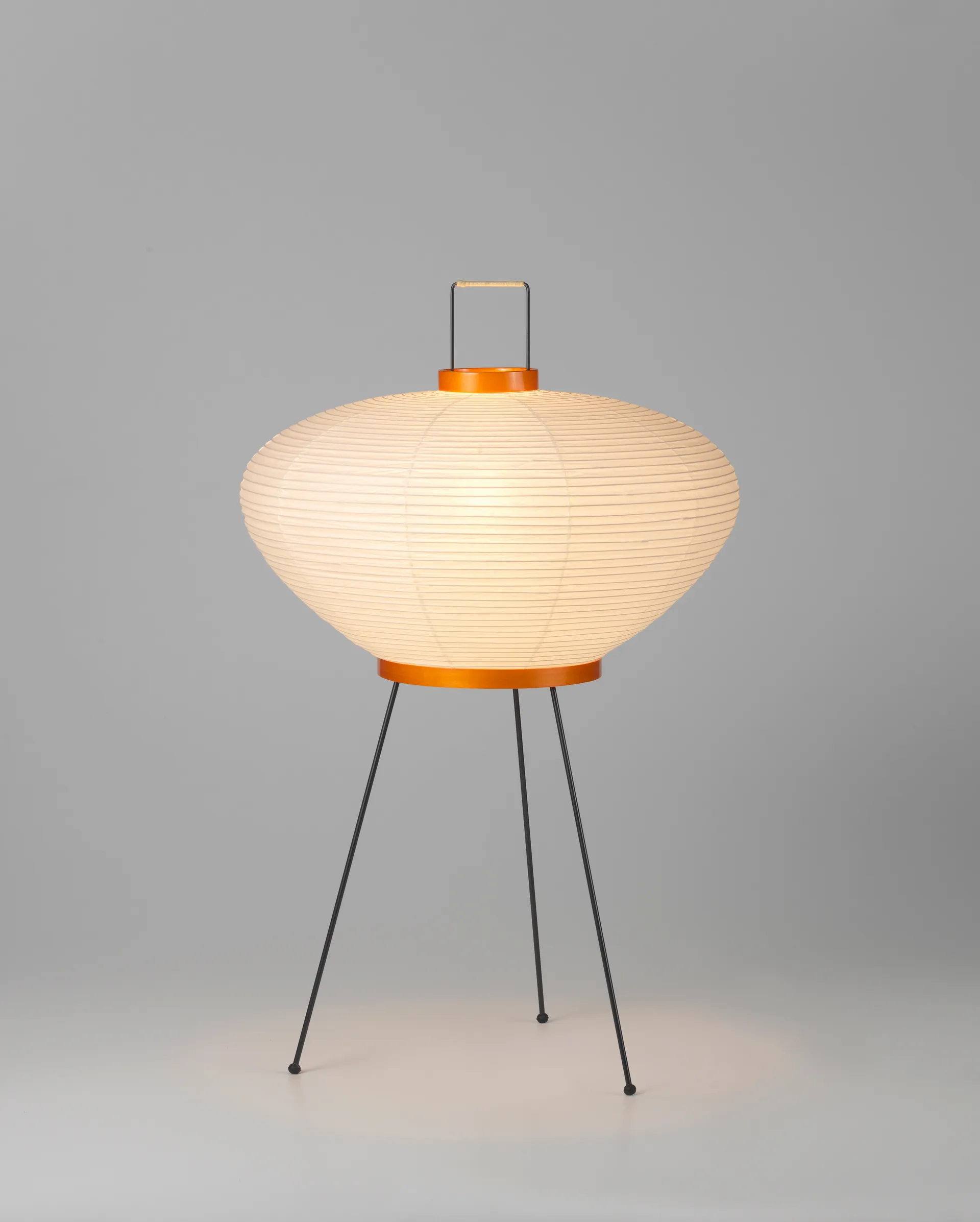Akari 9A bordslampa 69 cm, Vit Vitra