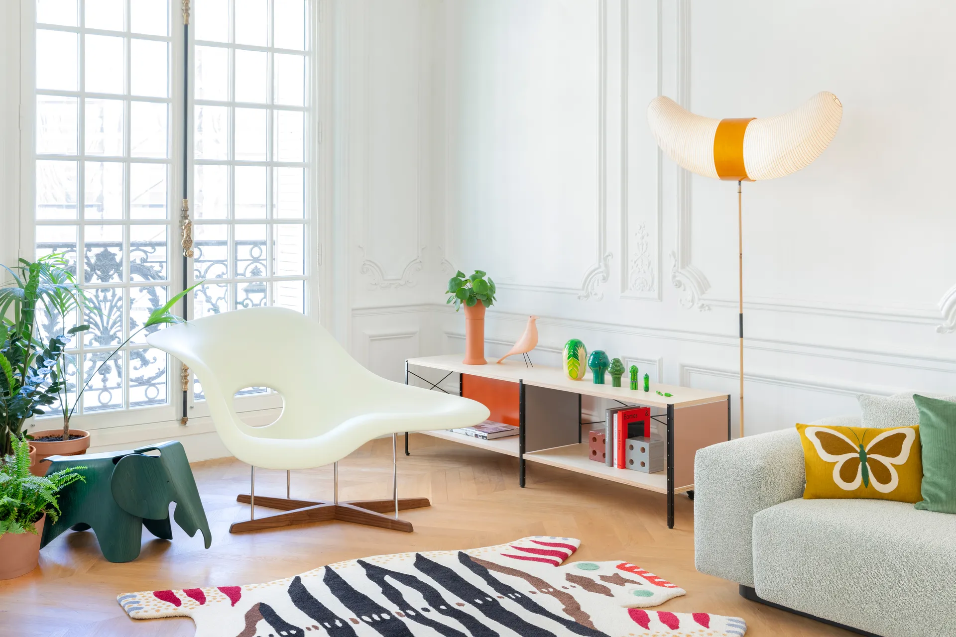 Akari BB3-33S golvlampa 170 cm, Vit Vitra