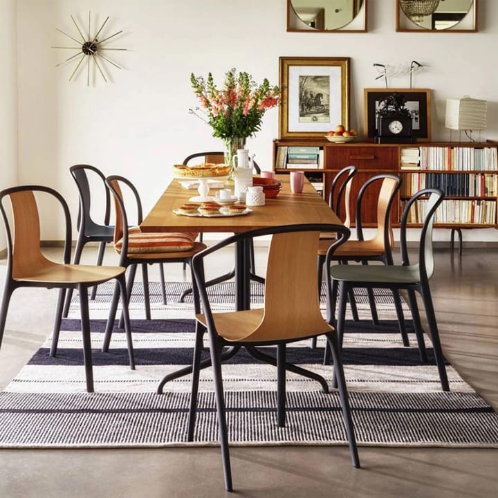Belleville wood stol, Dark oak-Deep black Vitra
