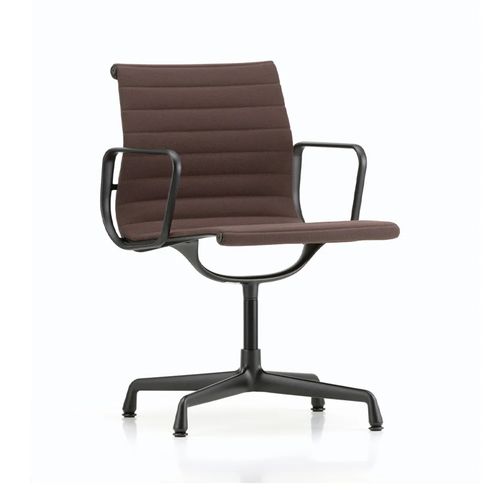 EA 104 karmstol, Hopsak 76 marron/moor brown-deep black Vitra