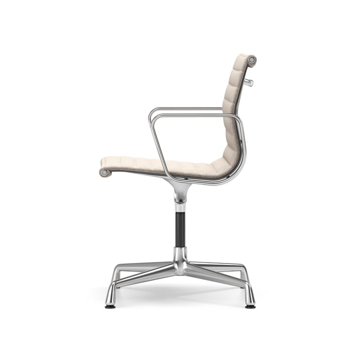 EA 104 stol med armstöd polerat kromat snurrstativ, Fossil (filttassar) Vitra