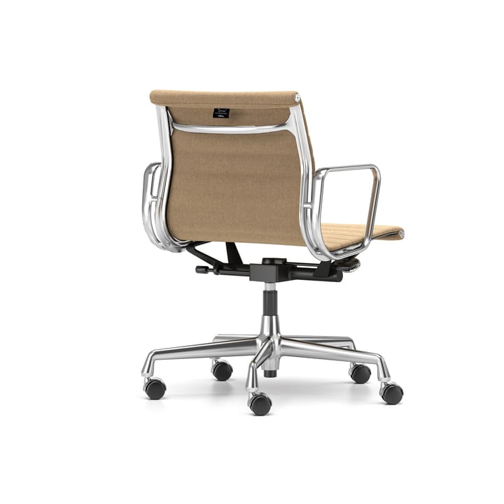 EA 117 stol höj- och sänkbar polerat krom, Papyrus mjuka hjul broms Vitra