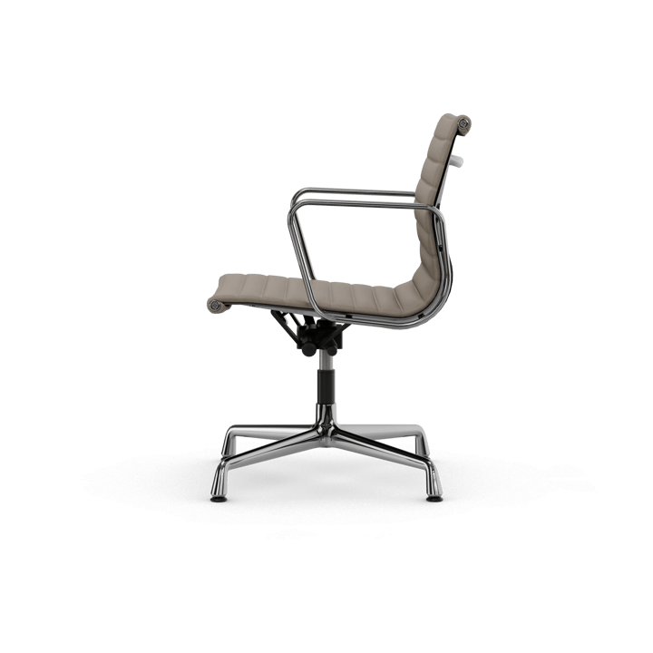 EA132 Aluminium Chair kontorsstol felt glides, 71 sand leather L20-polished Vitra