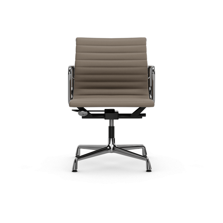 EA132 Aluminium Chair kontorsstol felt glides, 71 sand leather L20-polished Vitra
