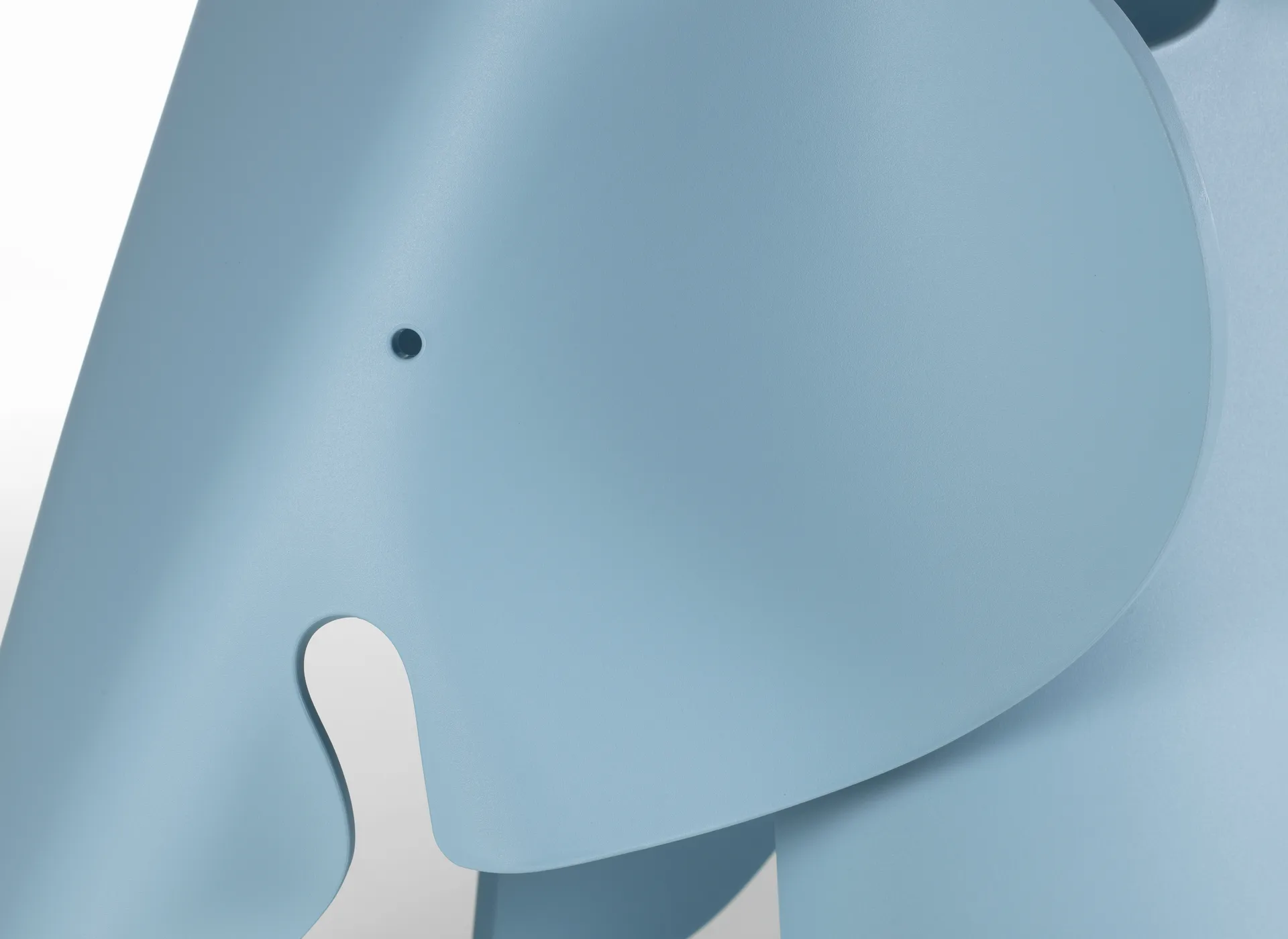 Eames elephant recycled small dekoration, Sky blue Vitra