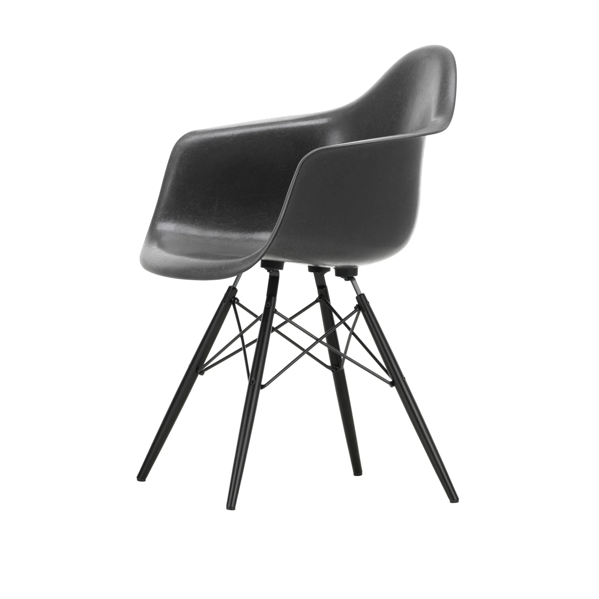 Eames Fiberglass Armchair DAW karmstol, Elephant hide grey-black maple Vitra
