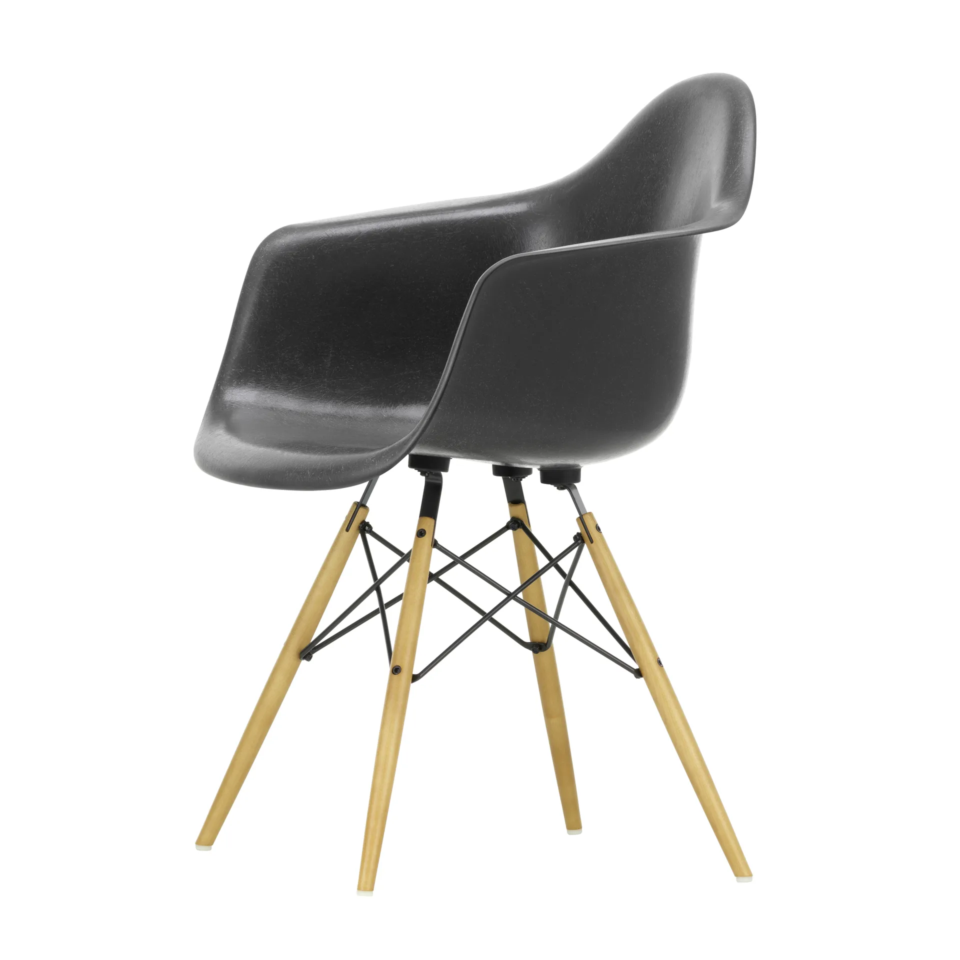 Eames Fiberglass Armchair DAW karmstol, elephant hide grey, lönnben Vitra