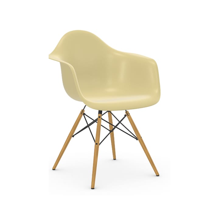 Eames Fiberglass Armchair DAW karmstol, parchment, lönnben Vitra