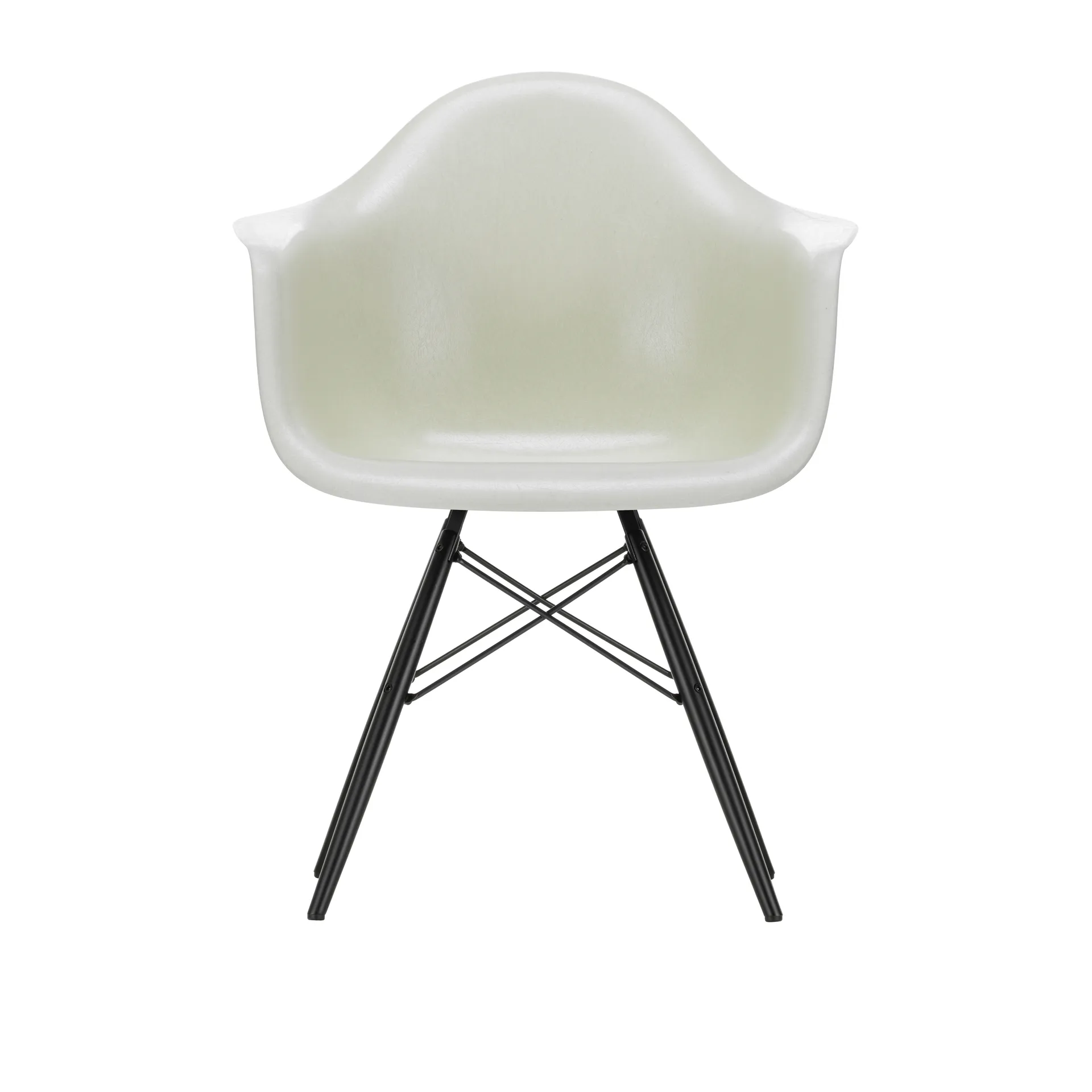 Eames Fiberglass Armchair DAW karmstol, Parchment-svartbetsade lönnben Vitra
